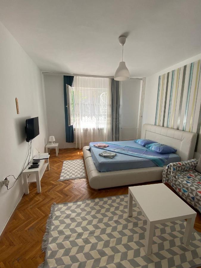 Apartment Gajic Белград Экстерьер фото