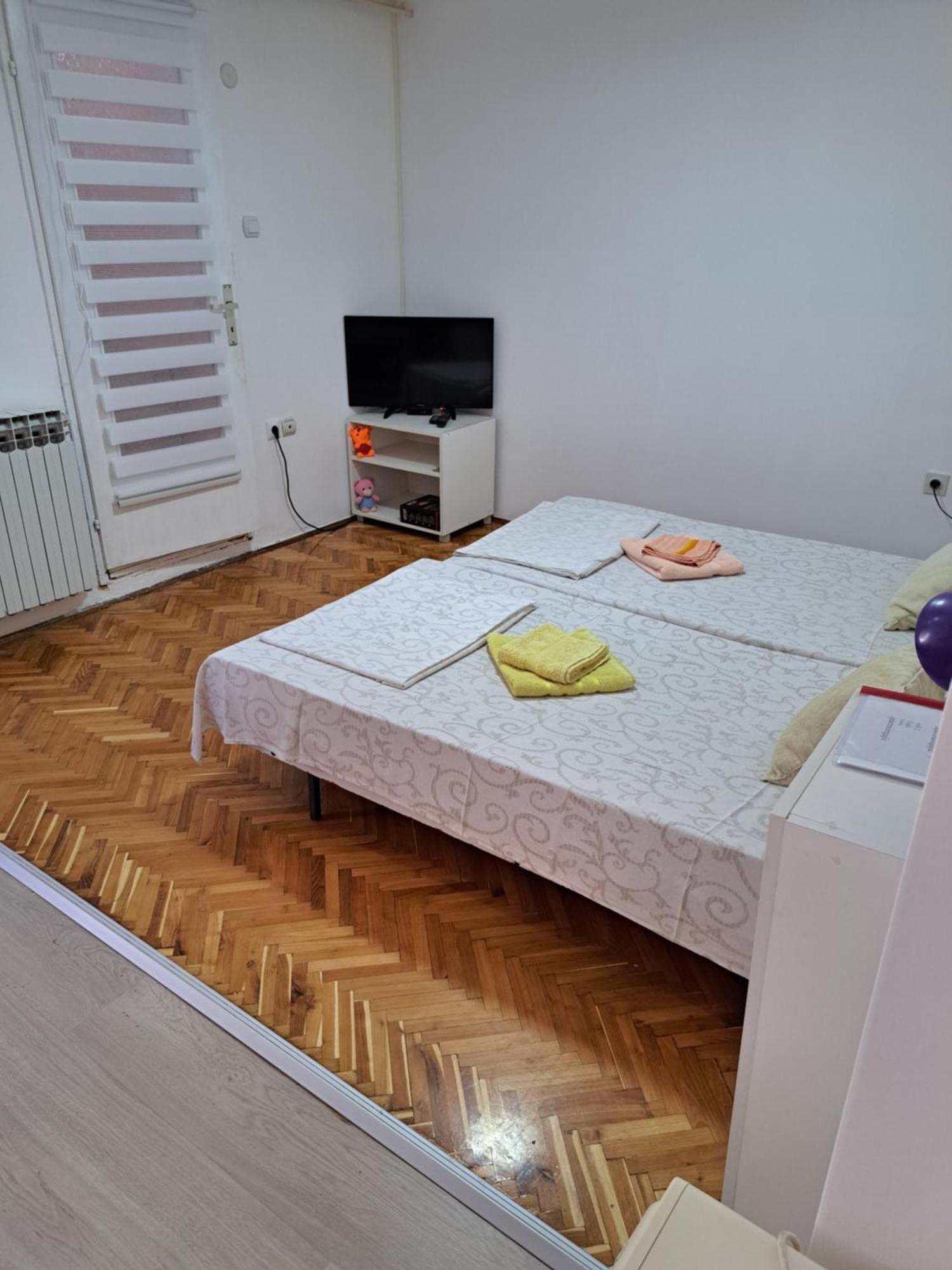 Apartment Gajic Белград Экстерьер фото